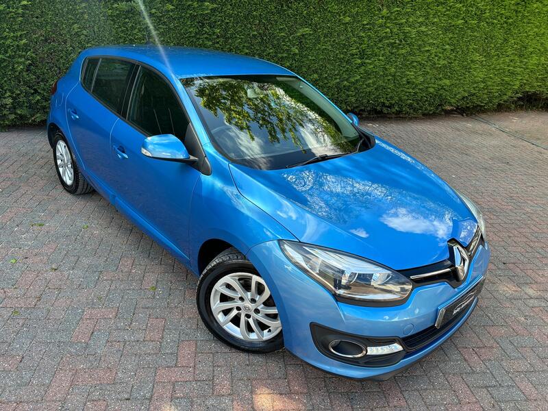 View RENAULT MEGANE 1.5 Dynamique TomTom Energy dCi 110 Stop & Start