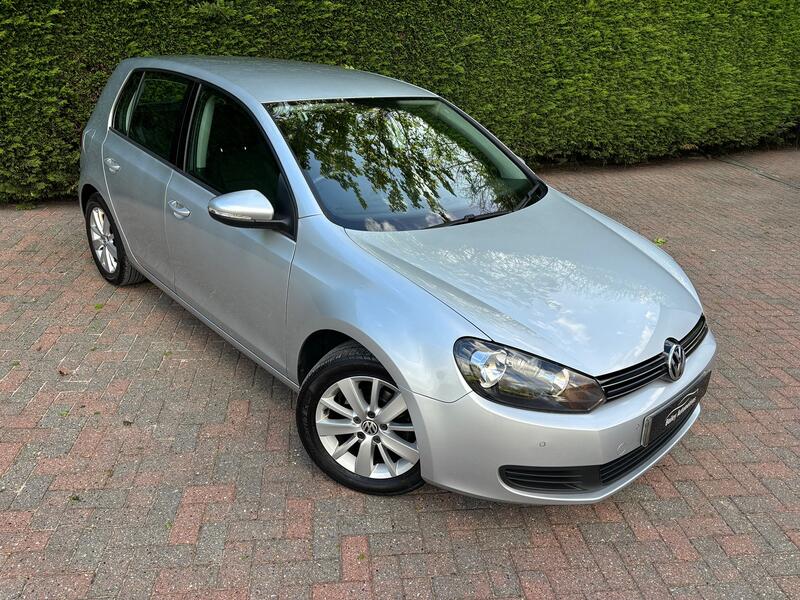 View VOLKSWAGEN GOLF 1.6 TDI BlueMotion Tech Match