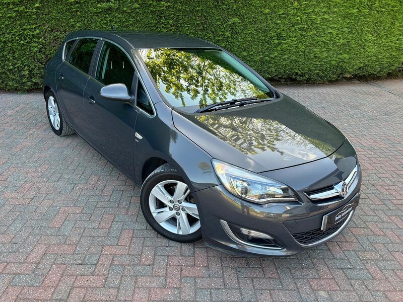 View VAUXHALL ASTRA 2.0 CDTi ecoFLEX SRi