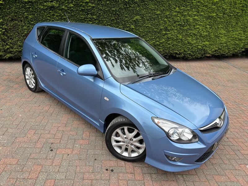 View HYUNDAI I30 1.4 Comfort
