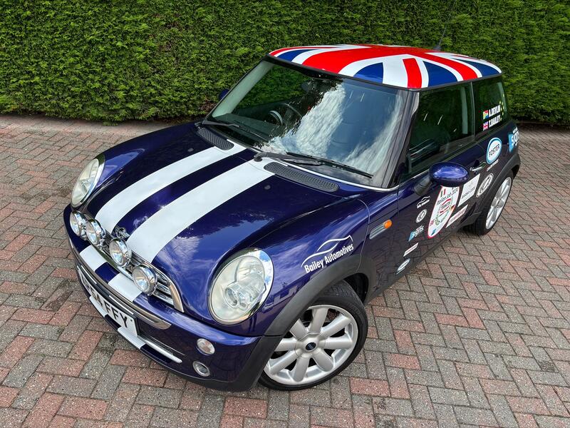 View MINI HATCH 1.6 Cooper Hatch
