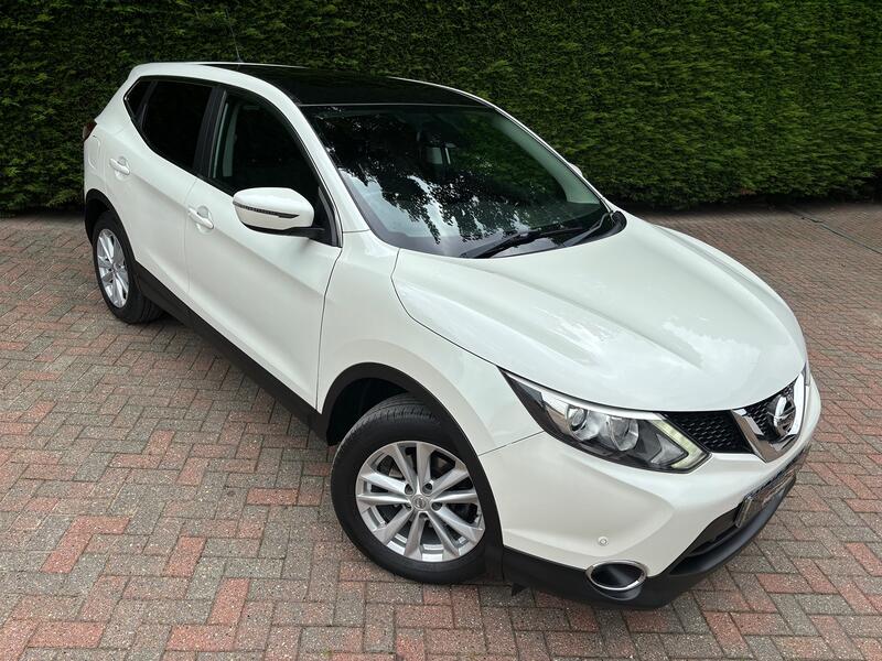 View NISSAN QASHQAI 1.6 dCi Acenta Premium
