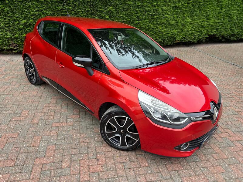 View RENAULT CLIO 1.5 Dynamique MediaNav dCi 90 Stop & Start