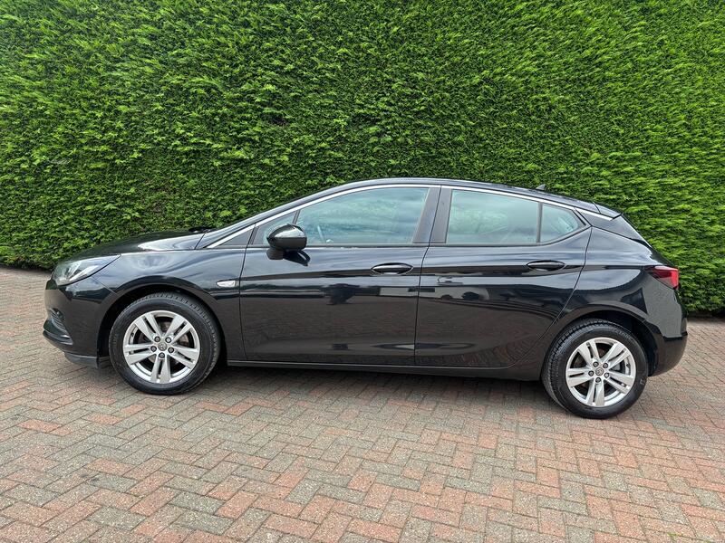 VAUXHALL ASTRA