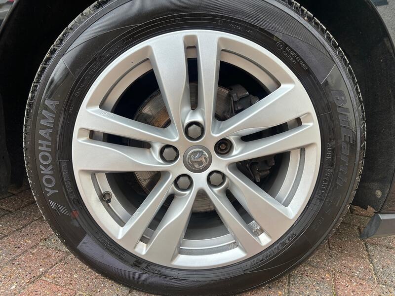 VAUXHALL ASTRA