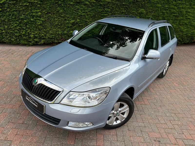 View SKODA OCTAVIA 1.6 TDI