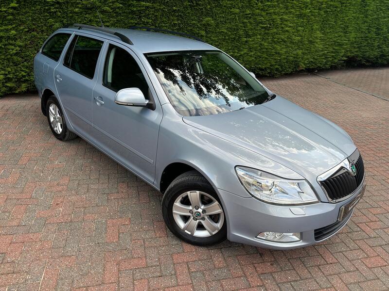 View SKODA OCTAVIA 1.6 TDI