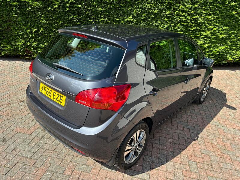 KIA VENGA