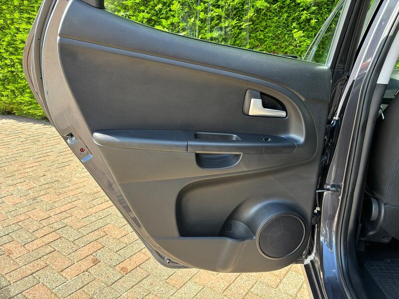 KIA VENGA