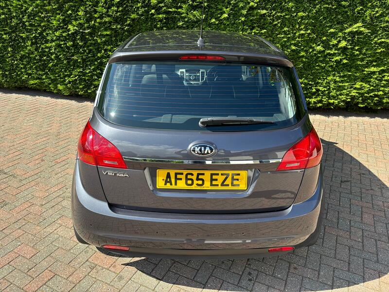 KIA VENGA