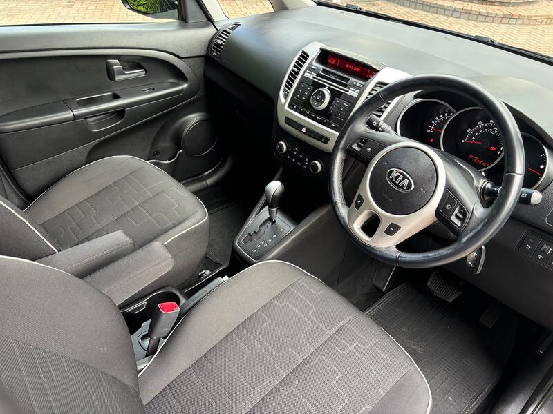 KIA VENGA