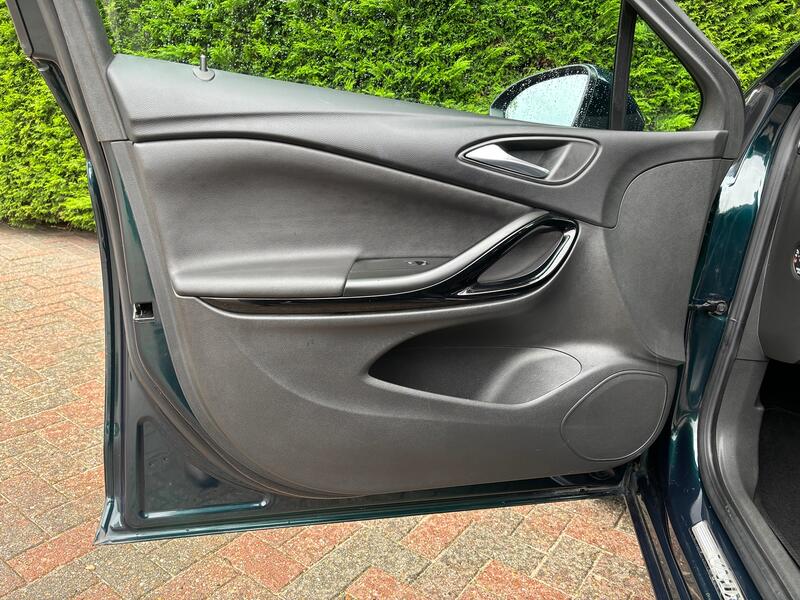 VAUXHALL ASTRA