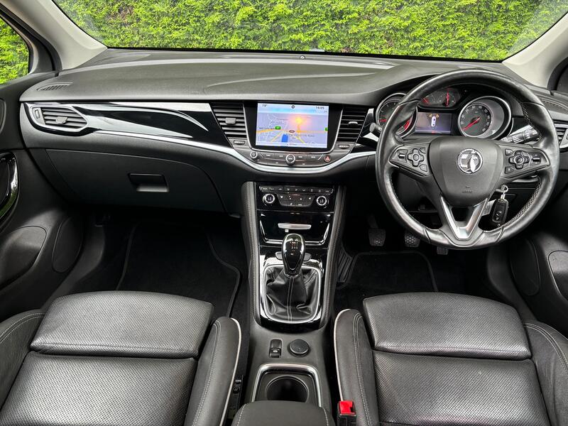 View VAUXHALL ASTRA 1.4 i Turbo Elite Nav