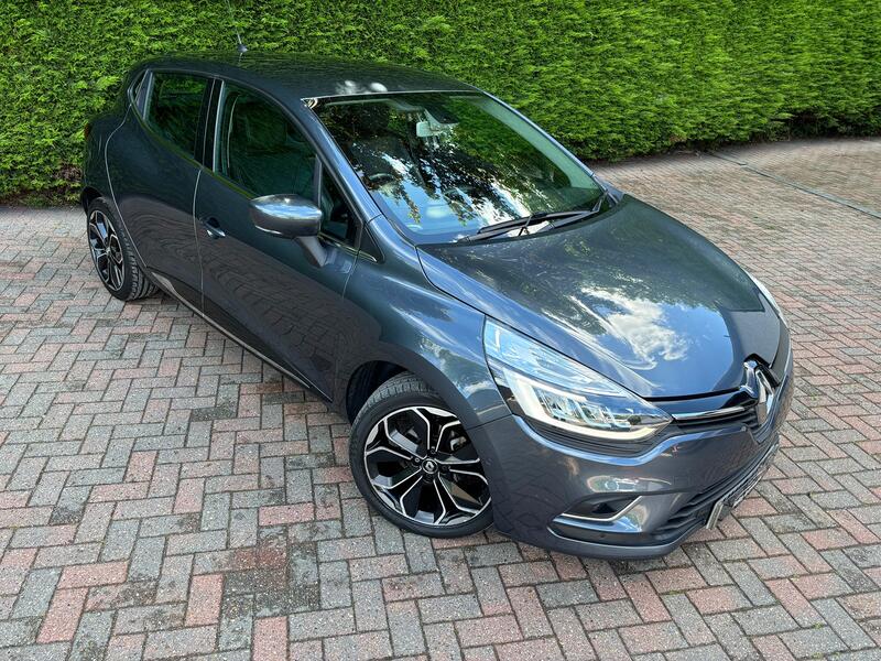 View RENAULT CLIO 1.5 Signature Nav dCi 90