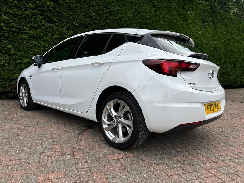 VAUXHALL ASTRA