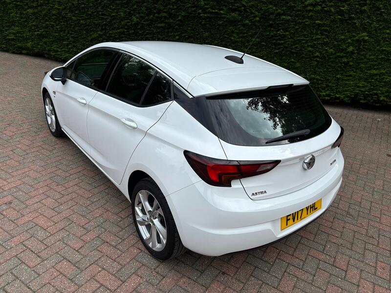 VAUXHALL ASTRA