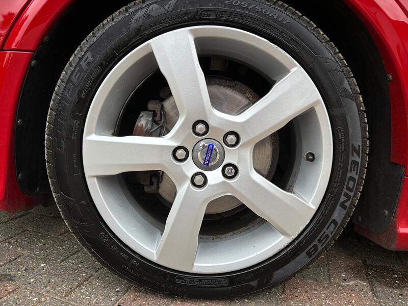 VOLVO C30