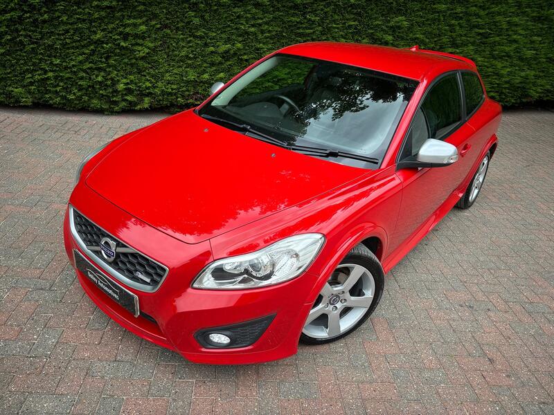 View VOLVO C30 1.6 D2 R-Design