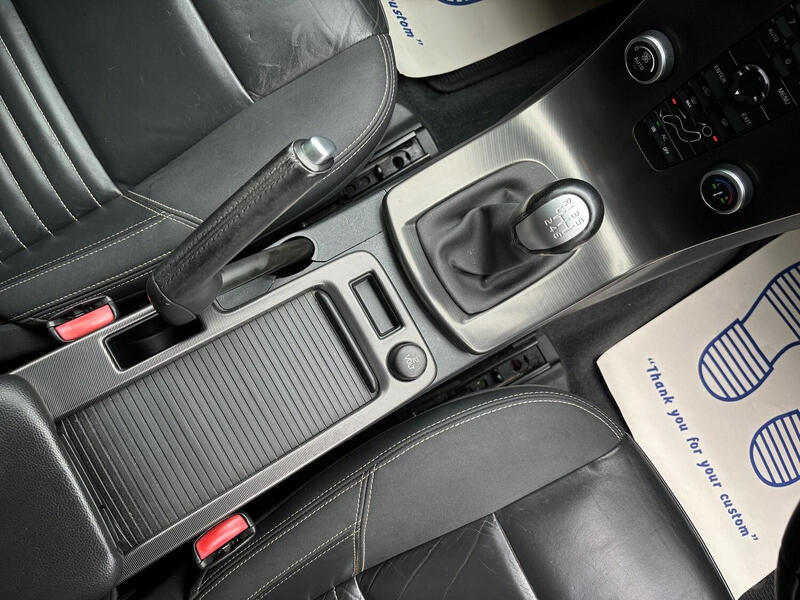 VOLVO C30