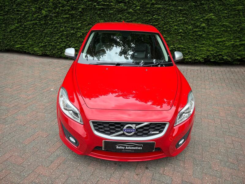 VOLVO C30
