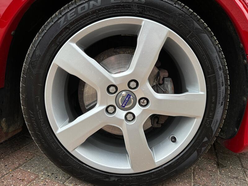 VOLVO C30