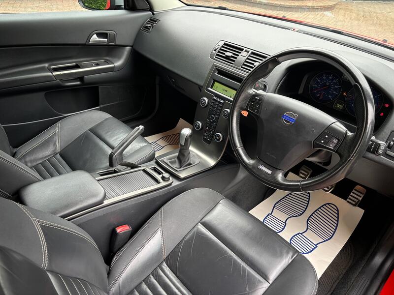 VOLVO C30