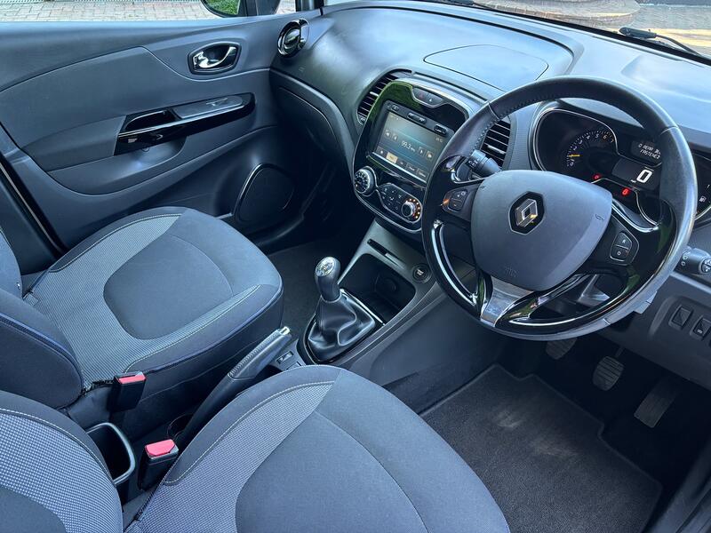 RENAULT CAPTUR