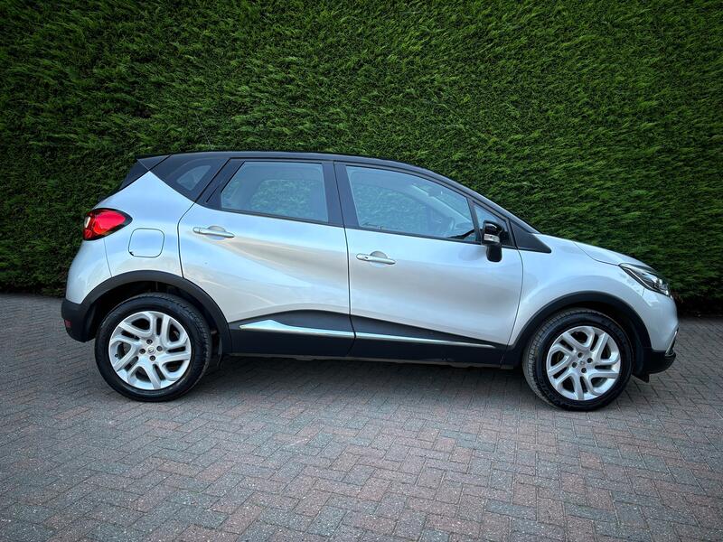 RENAULT CAPTUR