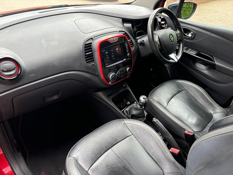 RENAULT CAPTUR