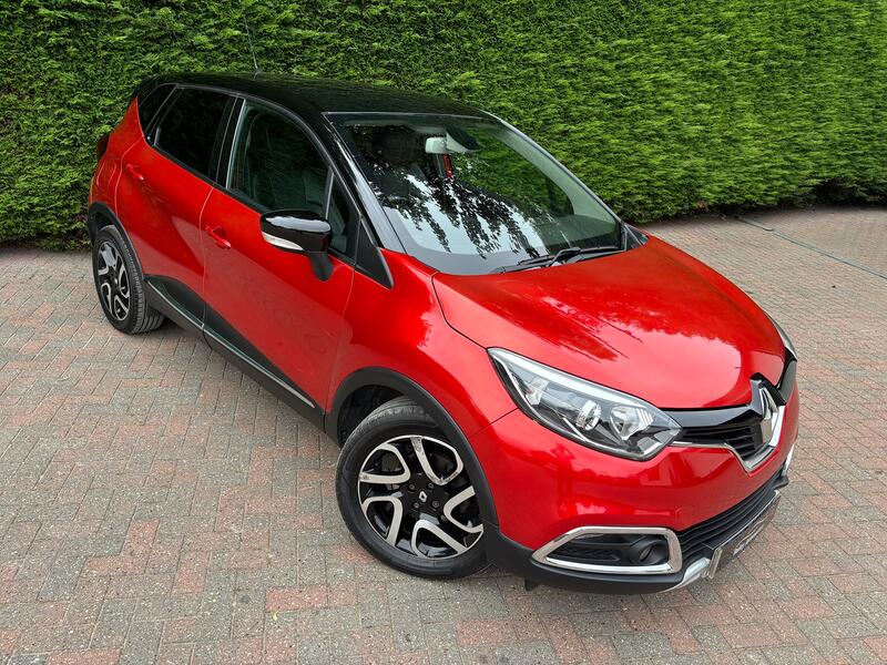 View RENAULT CAPTUR 1.5 Signature Nav dCi 90