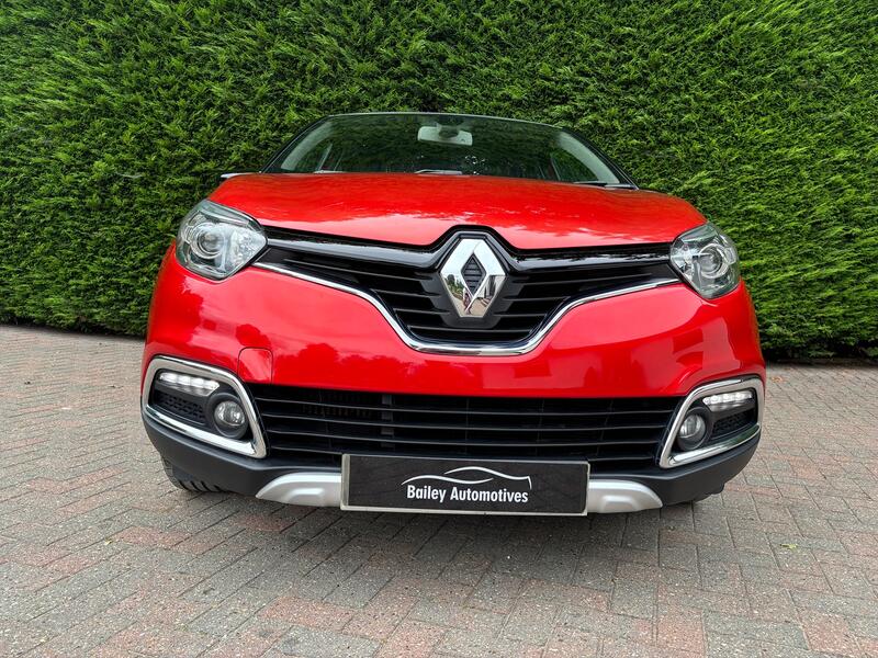 RENAULT CAPTUR