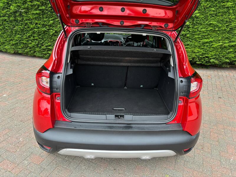 RENAULT CAPTUR