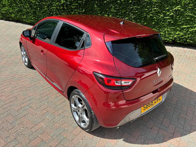 RENAULT CLIO