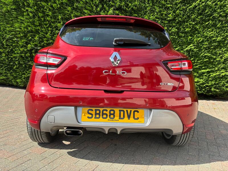 RENAULT CLIO