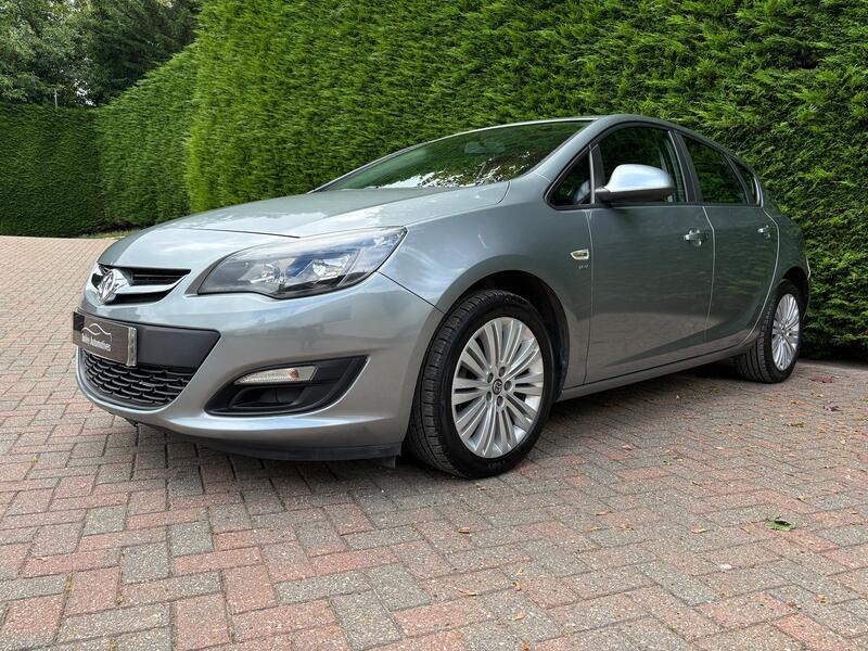 VAUXHALL ASTRA