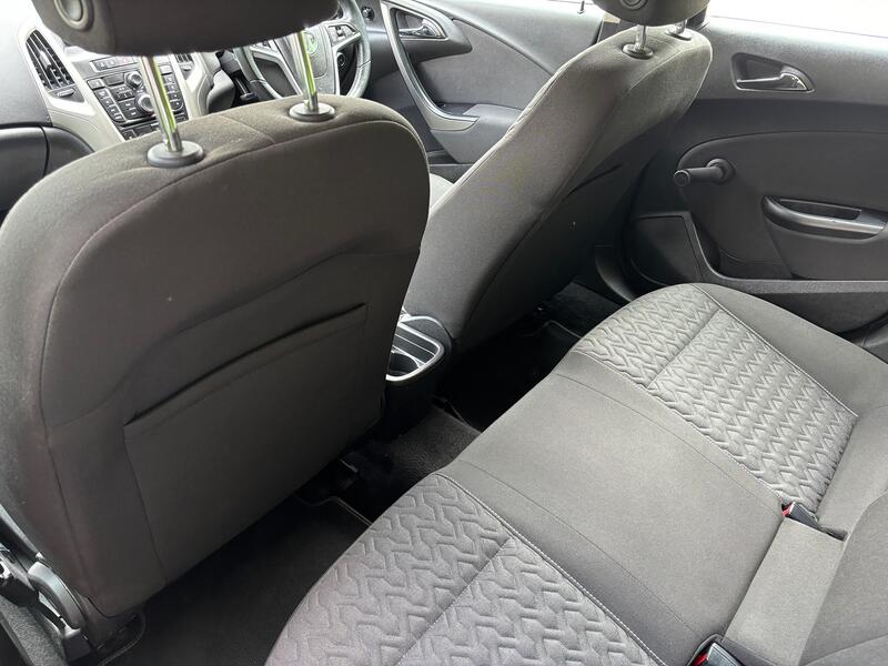 VAUXHALL ASTRA