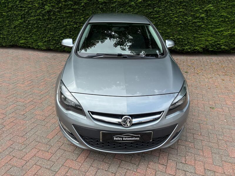VAUXHALL ASTRA