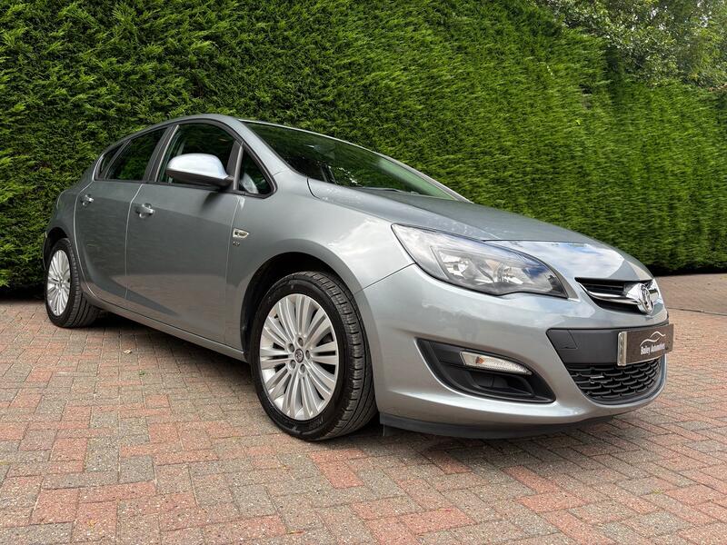 VAUXHALL ASTRA