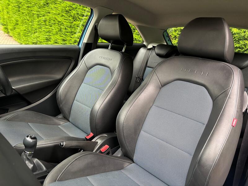 SEAT IBIZA