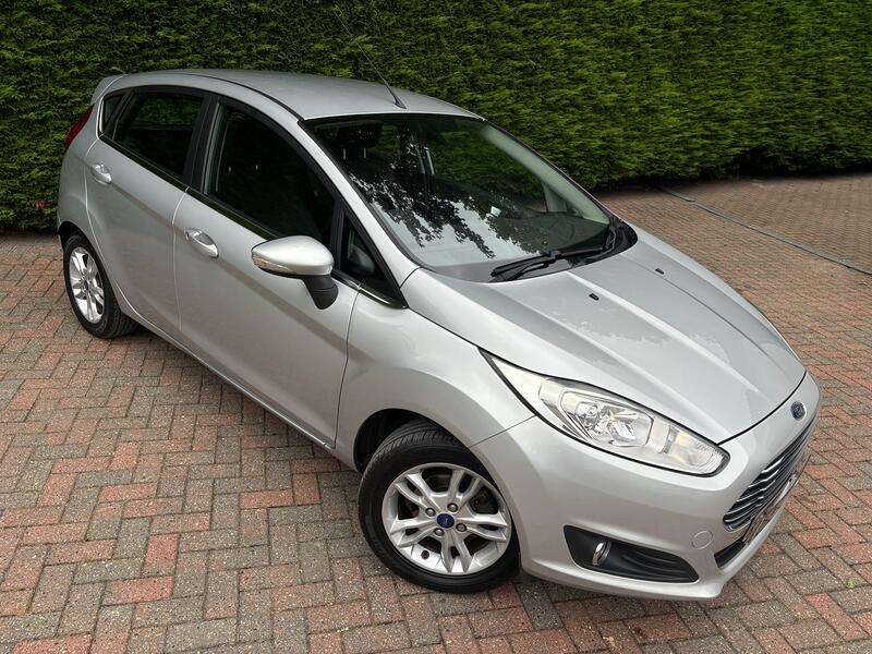 View FORD FIESTA 1.3 Zetec