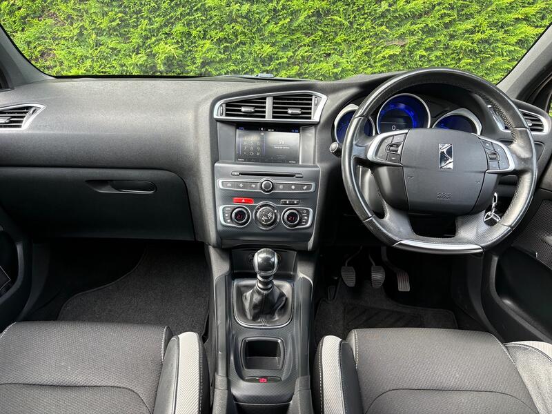 View DS AUTOMOBILES DS 4 1.2 PureTech DStyle Nav
