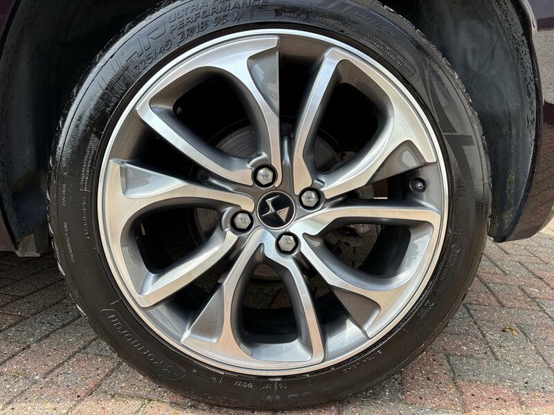 DS AUTOMOBILES DS 4
