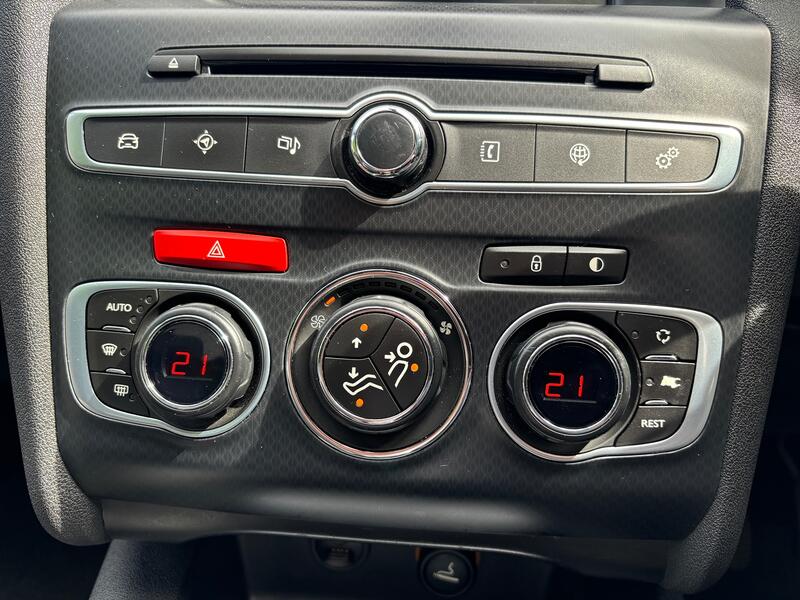 DS AUTOMOBILES DS 4