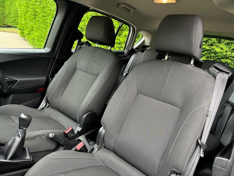FORD B-MAX