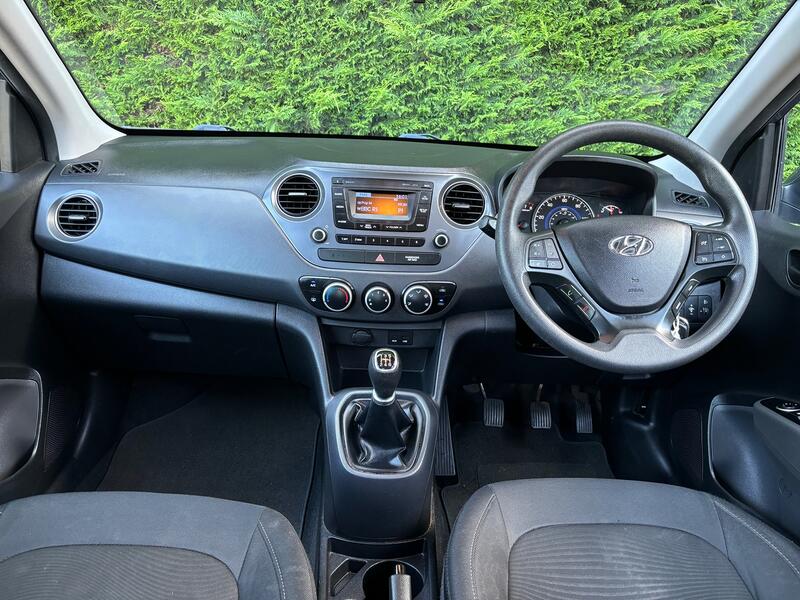 View HYUNDAI I10 1.0 SE