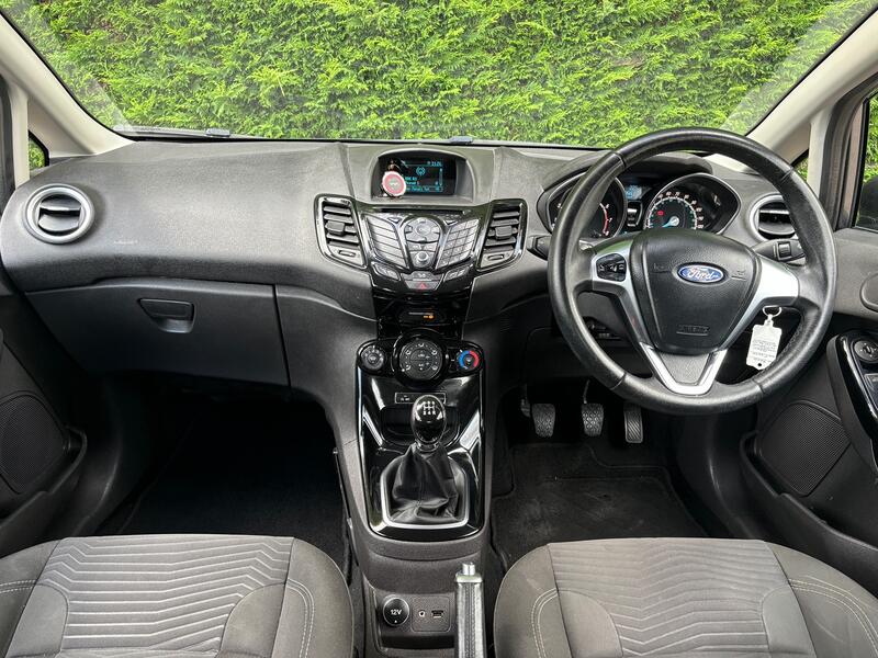 View FORD FIESTA 1.0 T EcoBoost Zetec