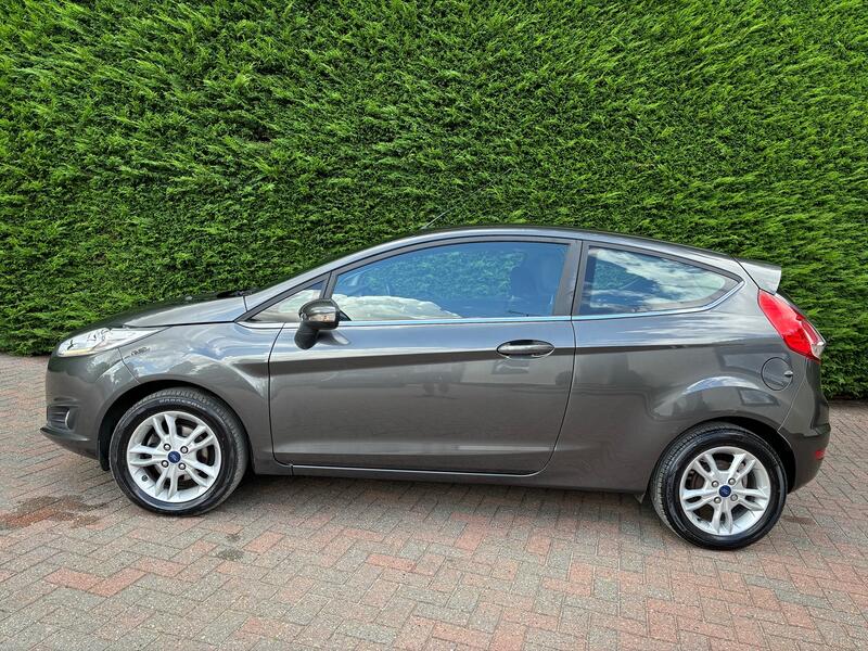 FORD FIESTA