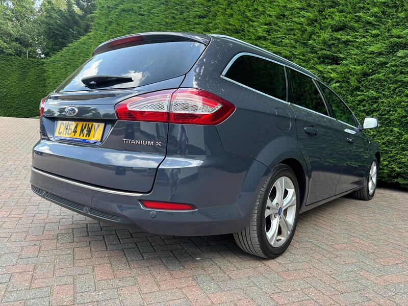 FORD MONDEO