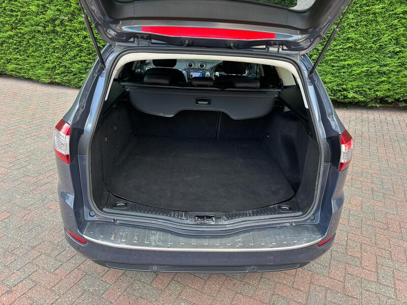 FORD MONDEO