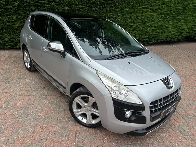 View PEUGEOT 3008 1.6 HDi Allure